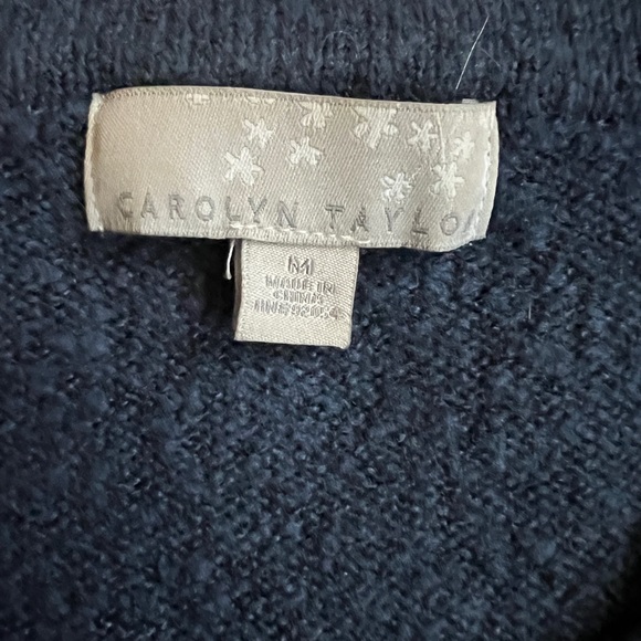 Sweater - Picture 5 of 5